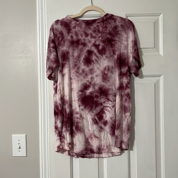 Pink tie-dye short sleeve shirt - Picture 3 of 3